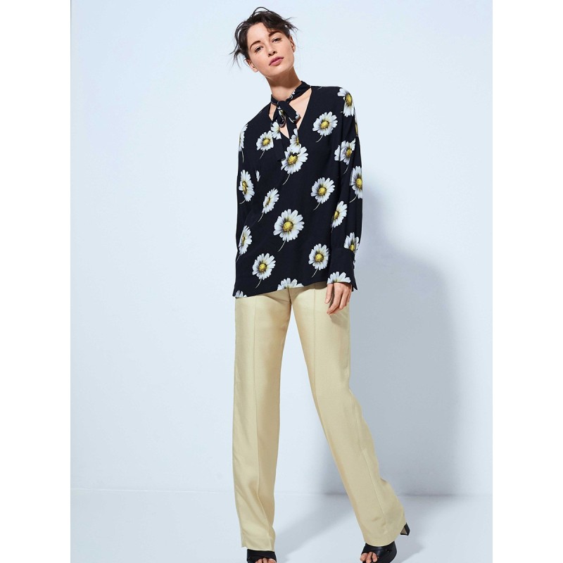 Pattern Blouse with dropped...