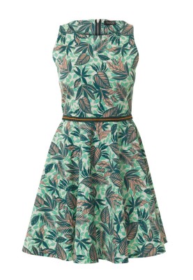 Pattern A cut-off dress with a sun skirt (Burda 7/2017, pattern number 101)