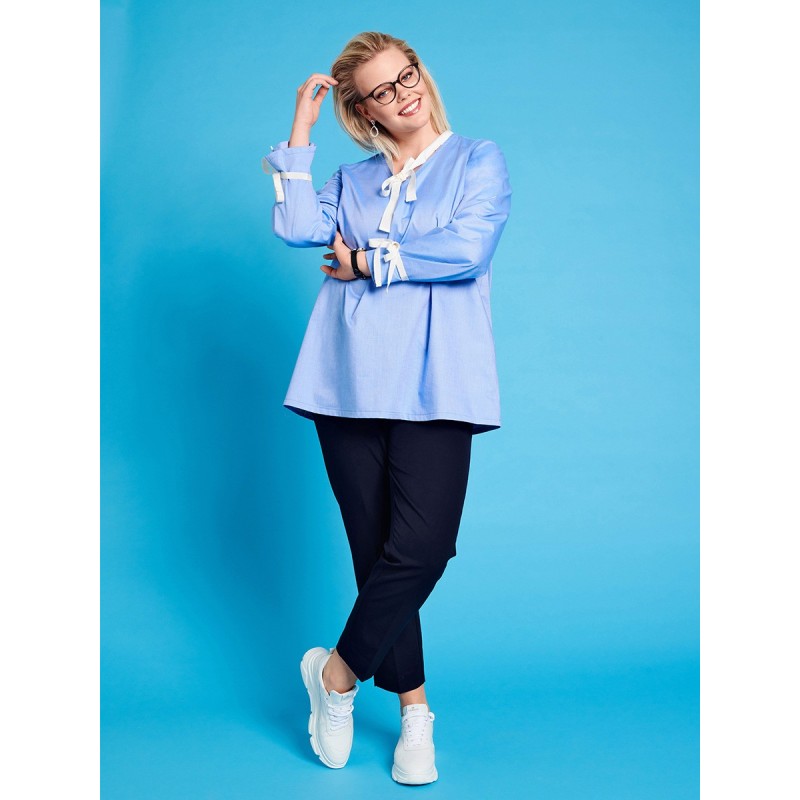 Pattern Blouse with a...