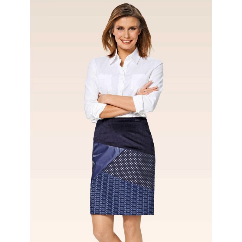Pattern Pencil skirt in...