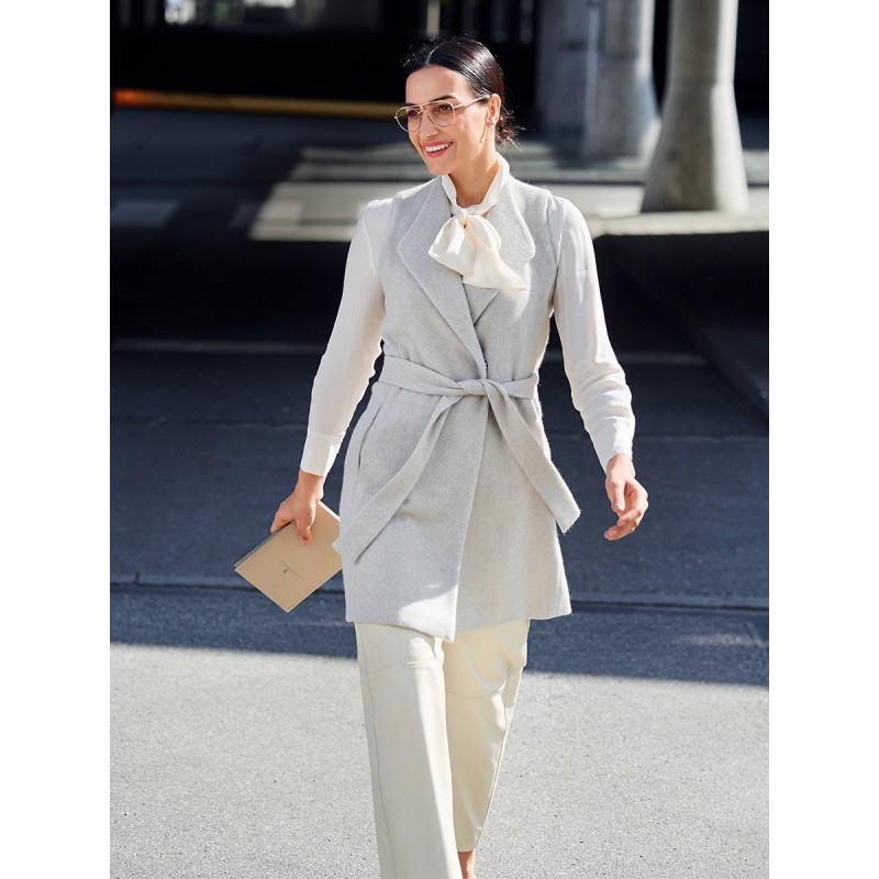 Pattern Wool vest of a...