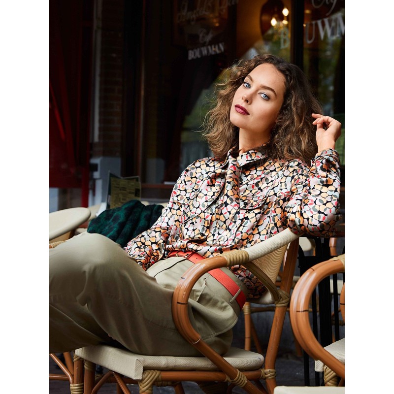 Pattern Blouse-shirt with a...