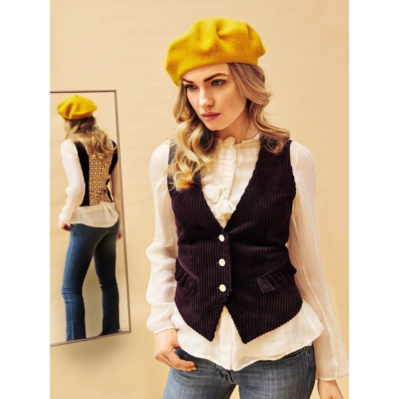 Pattern Vest of classic cut...