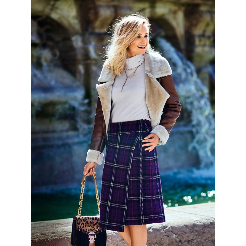 Pattern Skirt on a yoke...