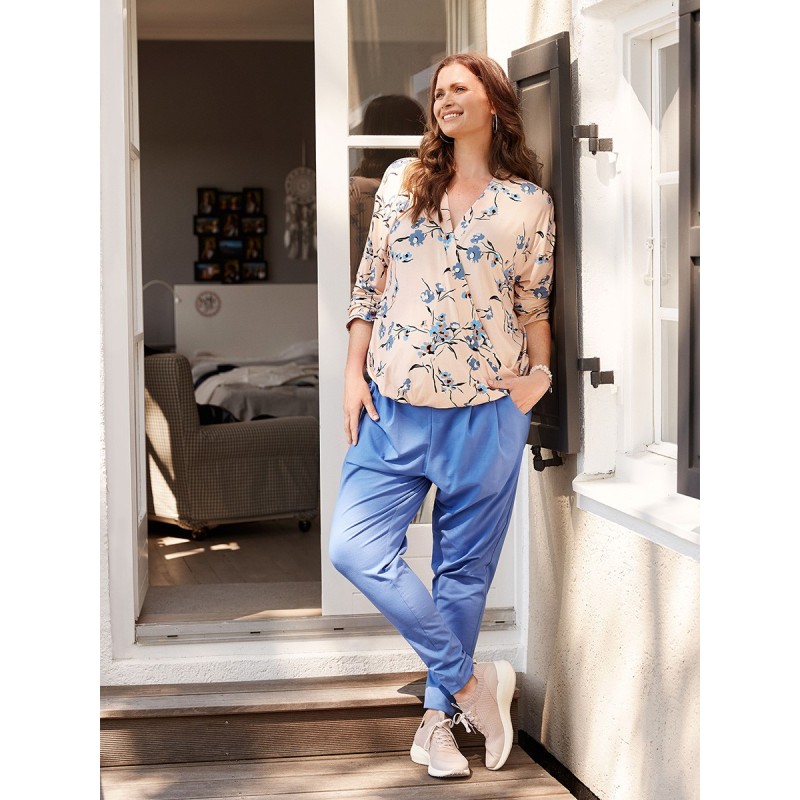 Pattern Knitted trousers...