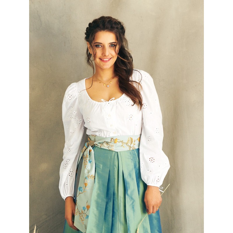 Pattern Blouse in folklore...