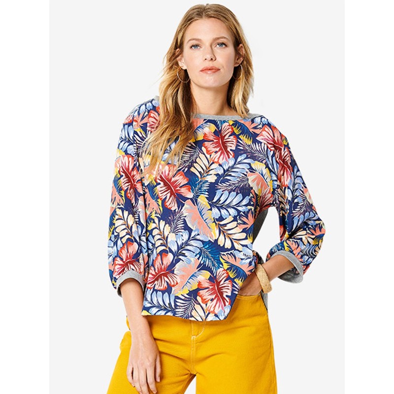 Pattern Straight cut blouse...