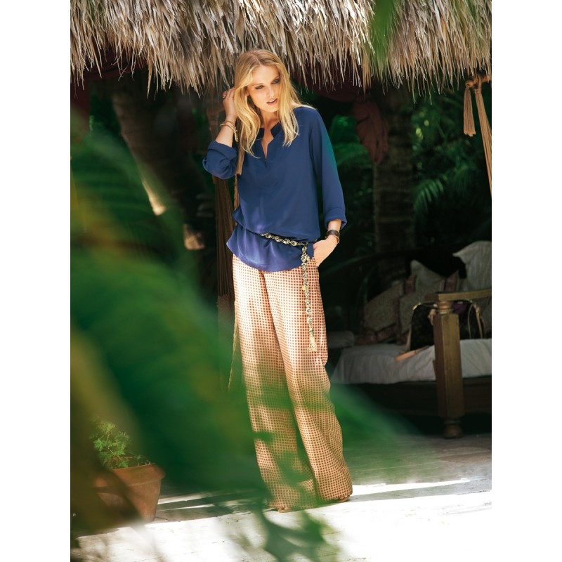 Pattern Straight-cut pants...