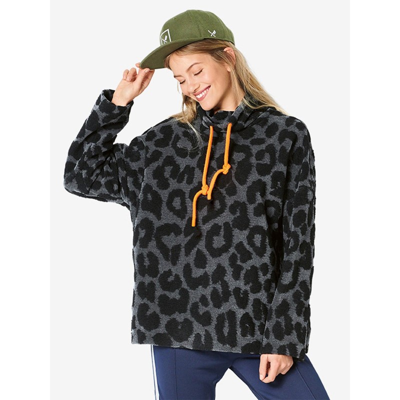 Pattern Pullover of a...