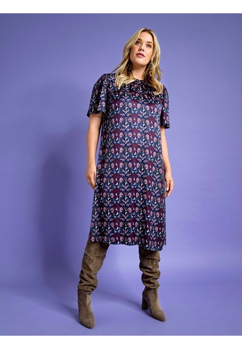 Pattern Tunic dress with winged sleeves (Burda. Fashion Plus 2/2019, pattern number 409)