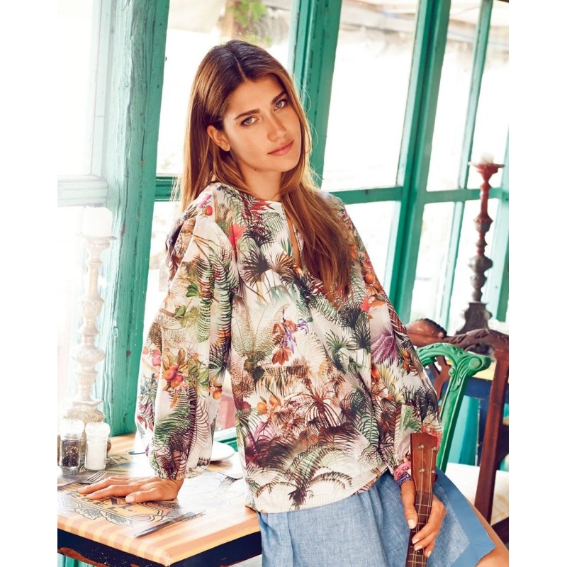 Pattern Blouse with...