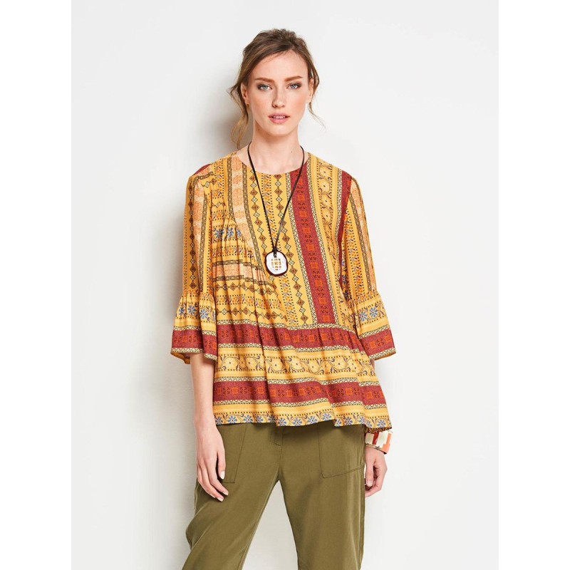 Pattern Blouse with frills...