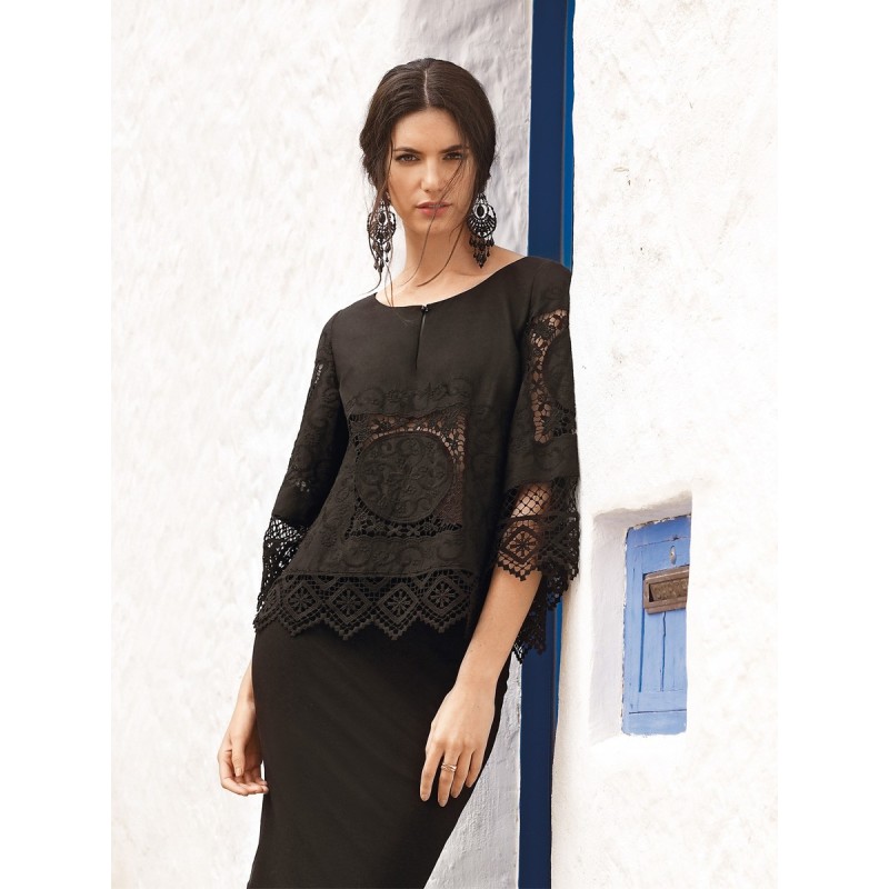 Pattern Straight-cut blouse...