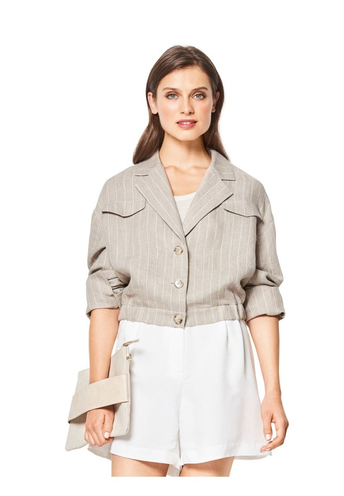 Pattern Short jacket with elongated shoulder line (Burda 1/2018, pattern number 6437 B)