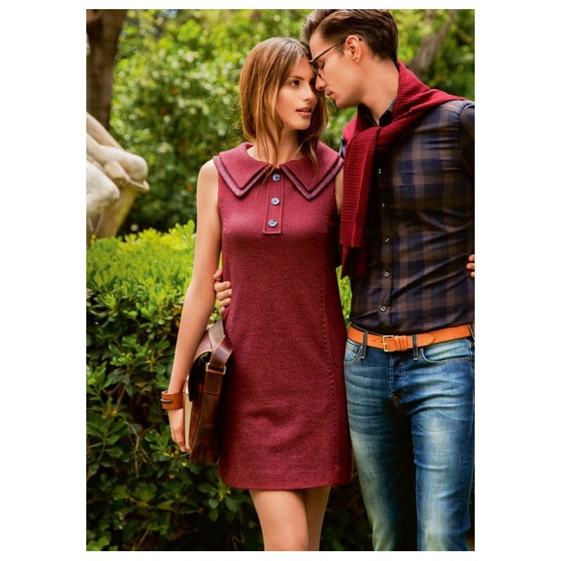 Pattern Dress of a fitted...