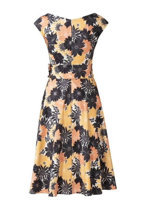 Pattern Cutaway dress with a shaped belt (Burda 1/2020, pattern number 6236 B)