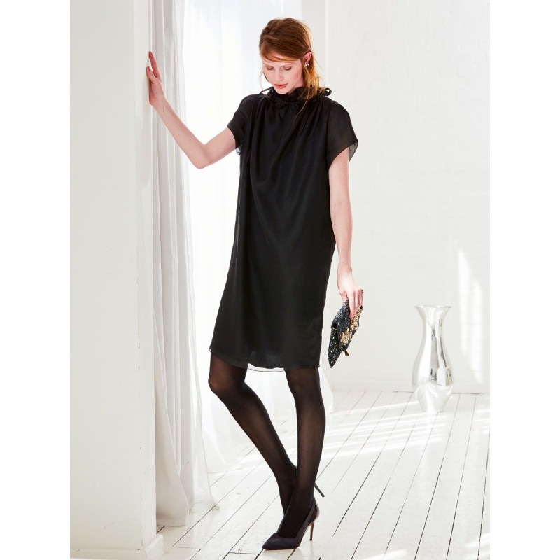 Pattern Dress with a solid...