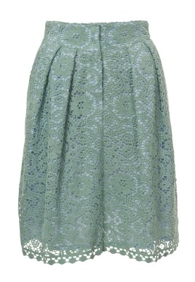 Pattern Lace skirt on a triangular yoke (Burda 5/2012, pattern number 119)