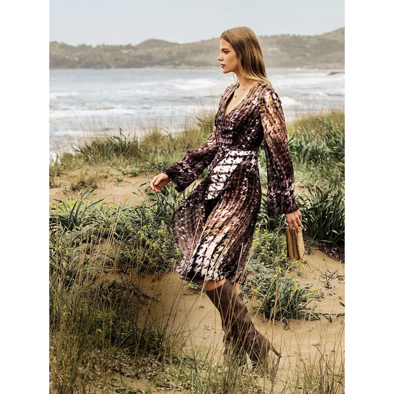 Викрійка Сукня приталеного...