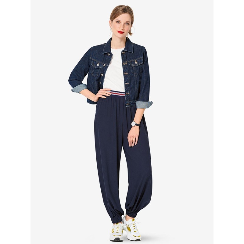 Pattern Pants with a wide...