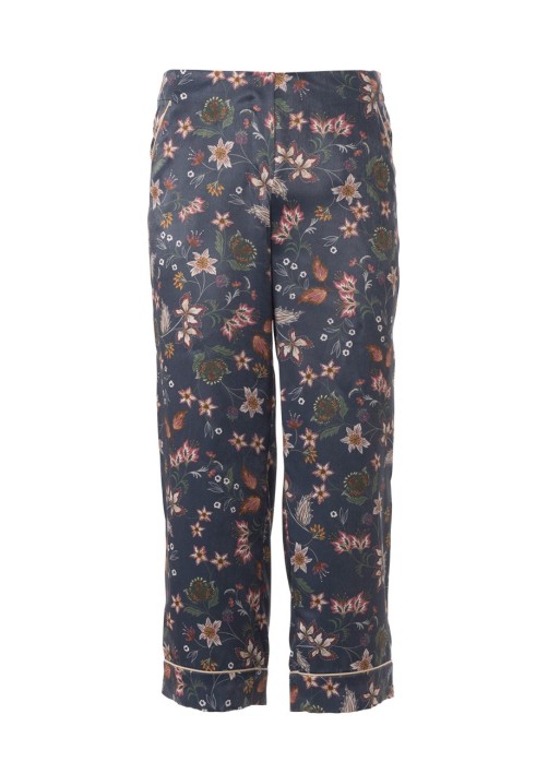 Pattern Capri pants in pajama style (Burda 2/2018, pattern number 6371 B)