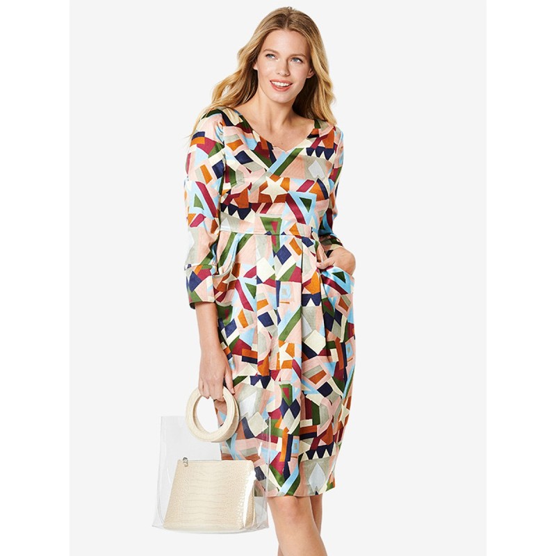 Pattern Dress in a fitted...