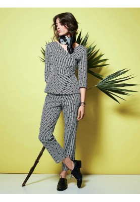 Pattern Pants are narrow with curly inserts on the waist (Burda 3/2018, pattern number 111 A)