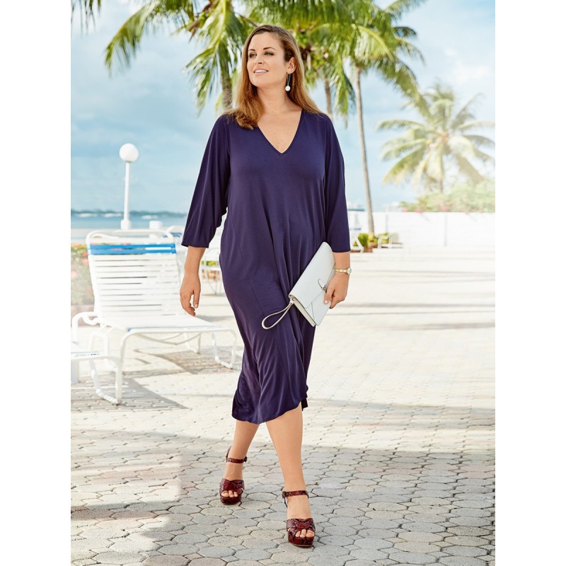 Pattern Dress of a spacious...