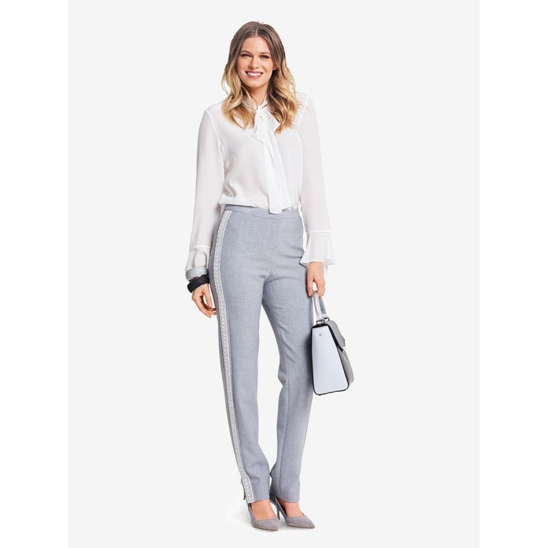 Pattern Pants of a tapered...