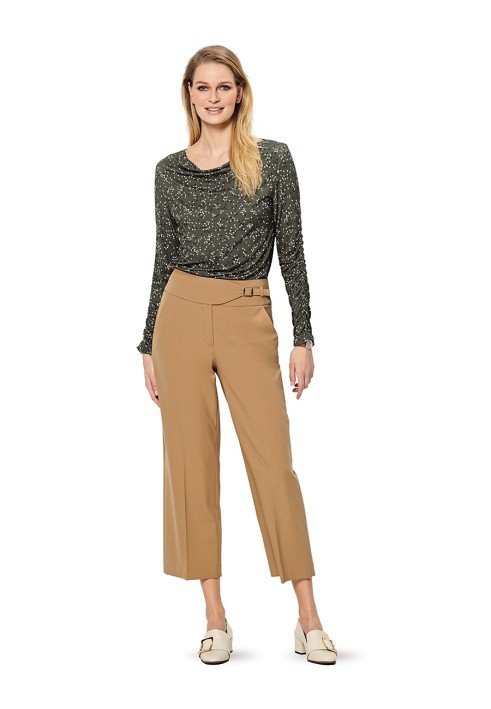 Pattern Pullover with narrow sleeves and a "swing" neckline (Burda 2/2020, pattern number 6186 B)