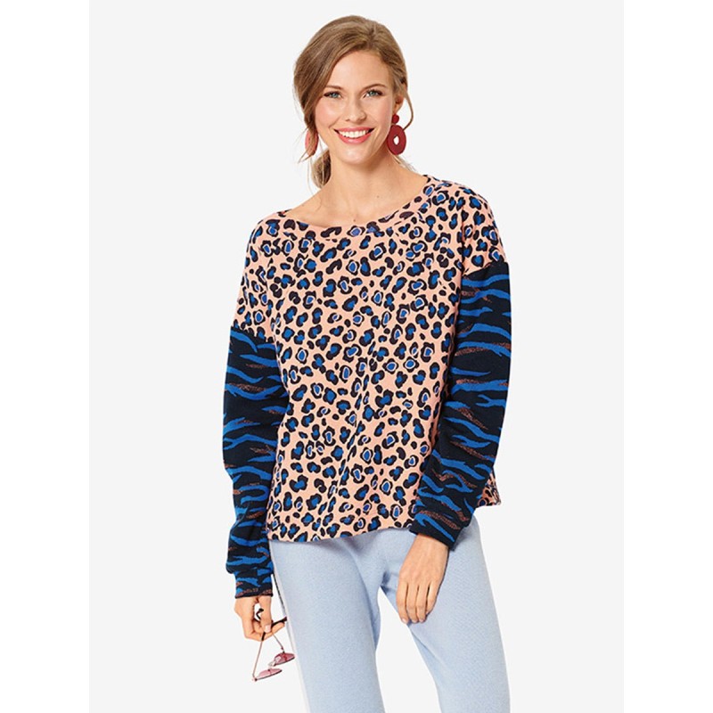 Pattern Pullover with a...