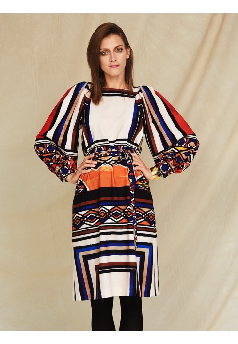 Pattern Straight-cut dress with puffy sleeves (Burda 1/2018, pattern number 115)