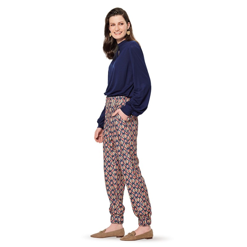 Pattern Joggers with a wide...