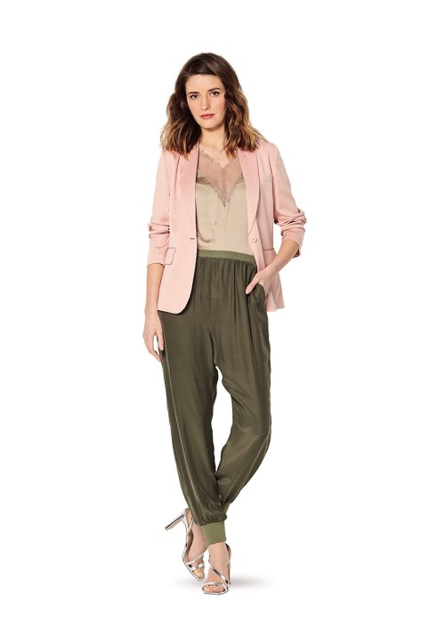 Pattern Joggers with a wide elastic waistband (Burda 2/2020, pattern number 6188 A)