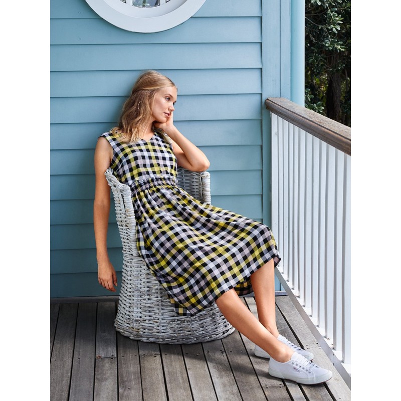 Pattern Dress with puffs...