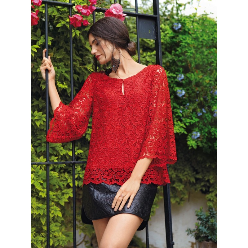 Pattern Straight-cut blouse...