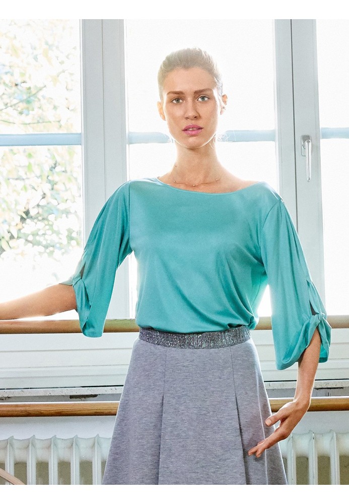 Pattern Pullover with draperies on the sleeves (Burda 3/2019, pattern number 120)