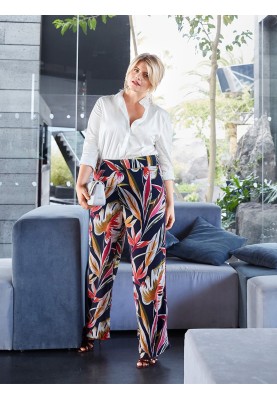 Pattern Pants of a straight cut with a wide belt (Burda 4/2019, pattern number 126 A)