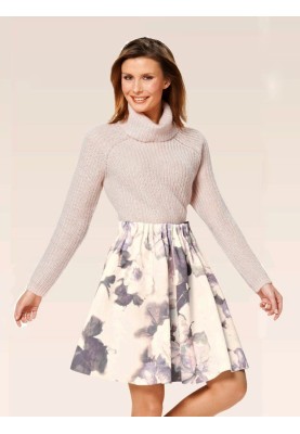 Pattern Skirt with a lush cut on an elastic waist (Burda 2/2015, pattern number 6698 A)