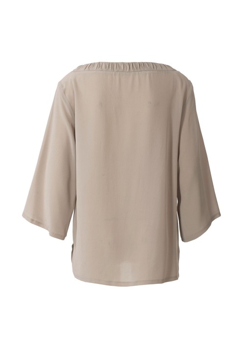 Pattern Straight-cut blouse with side slits (Burda 1/2020, pattern no. 6233 B)