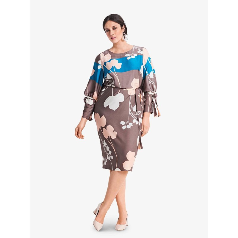 Pattern O-line silk dress...