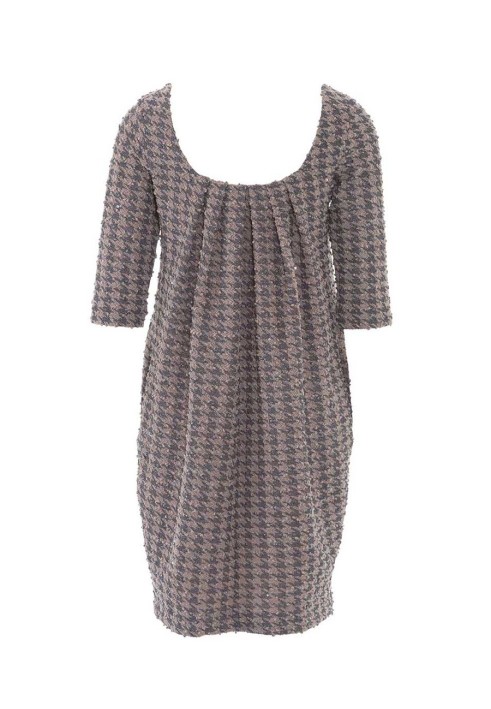 Pattern Dress with a deep neckline and pleats on the back (Burda 12/2015, pattern number 109 B)