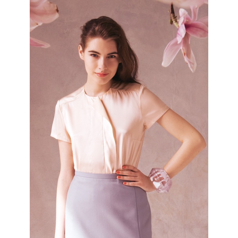 Pattern Shirt-cut blouse...