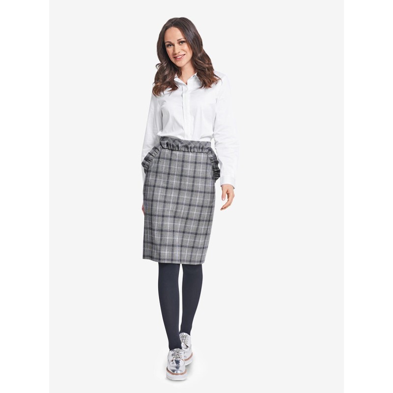 Pattern Narrow cut skirt...