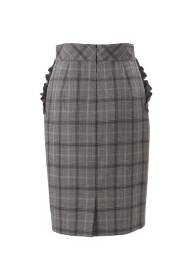 Pattern Narrow cut skirt with frills (Burda 2/2018, pattern number 6370 B)