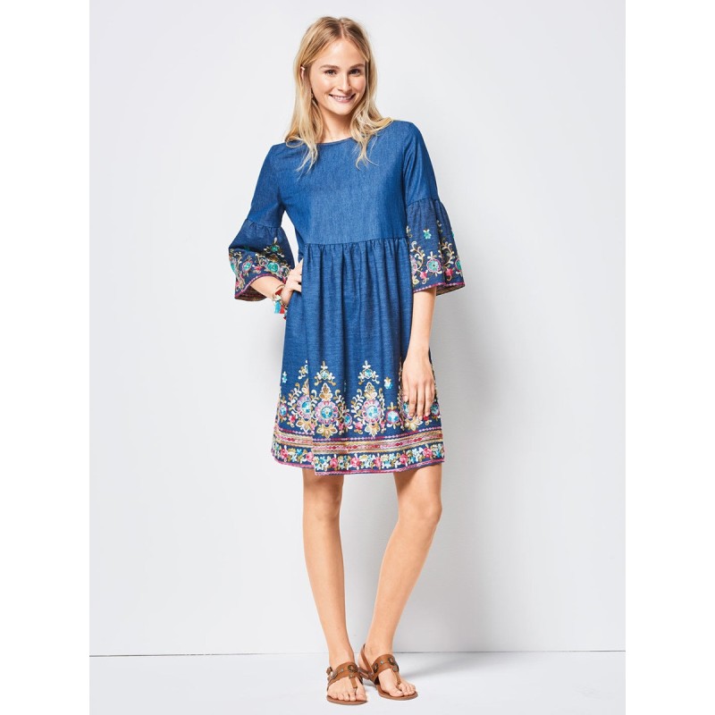 Pattern Dress with high...