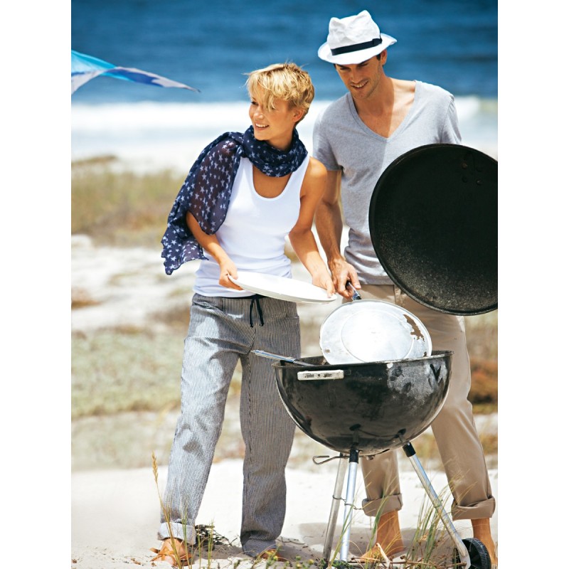 Pattern Pants on a knitted...