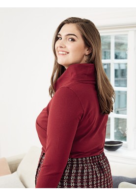 Pattern Straight-cut pullover with a wide collar-collar (I love to sew 4/2019, pattern number 118)