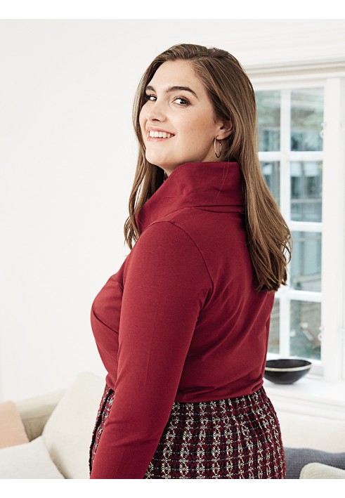 Pattern Straight-cut pullover with a wide collar-collar (I love to sew 4/2019, pattern number 118)