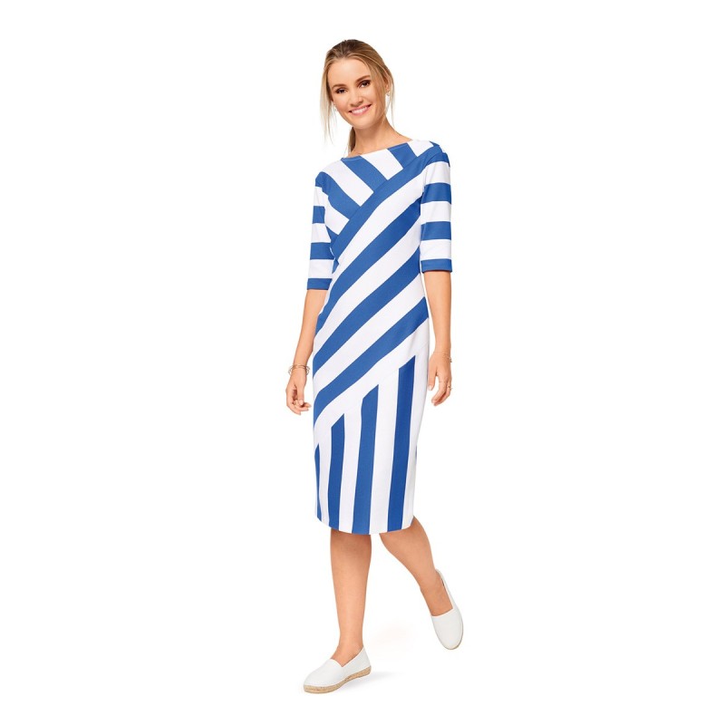 Pattern Knitted dress in a...